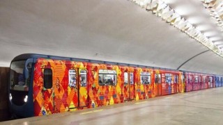 В московской подземке появился необычный поезд