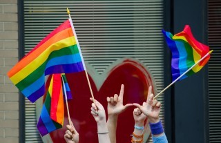 Активисты ЛГБТ сообщества задержаны во время проведения акции на Красной площади