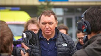 Население ни в чем не виновато: Дерипаска спрогнозировал жесточайший трехлетний кризис в России