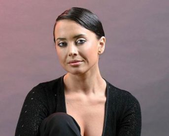 Отец Жанны Фриске начал продажу и раздачу ее личных вещей