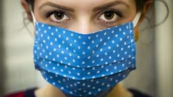 Немецкие специалисты оценили влияние коронавируса на сетчатку глаза