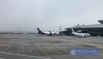 Аэропорты Москвы массово отменяют и задерживают рейсы из расписания выбились 222 самолета