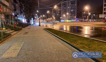 Москвичам напомнили о правилах безопасности в метель и гололедицу