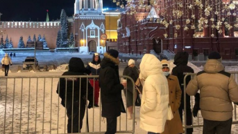 Врач Тяжельников рассказал москвичам, как одеться в морозы, чтобы не замерзнуть