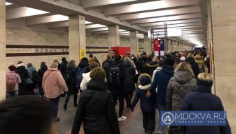 Поехали!: машинисты будут приветствовать пассажиров московского метро 12 апреля