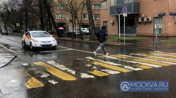 Москву 8 ноября накроют дождь и шквалистый ветер с порывами до 17 м/с