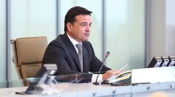Воробьев рассказал, кого коснутся ограничения по ковиду в Подмосковье