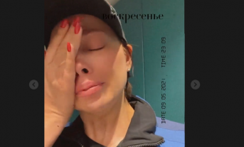 Самбурская семь часов не могла улететь из аэропорта из-за лишнего веса