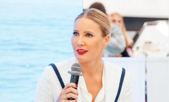 Елена Летучая озвучила реальную причину отчисления студенток из Школы Останкино, и это не лайки