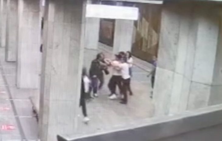 Мигранты нападают на москвичей. Мигранты избиение в Москве метро. Метро Печатники избиение. Происшествие на станции метро Царицыно.