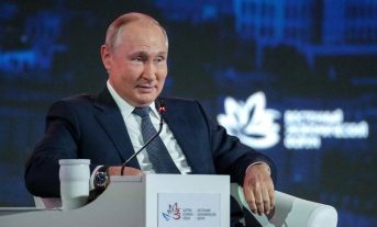 Путин поручил проиндексировать пенсии военных на 8,6 процента