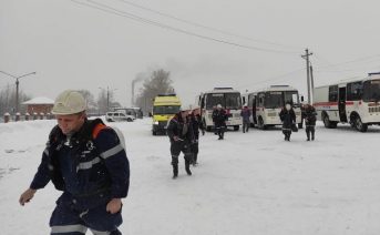 Один из горняков найден живым после взрыва шахты Листвяжная в Кузбассе